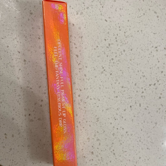 Jeffree Star Supreme Gloss Full Pigment lip gloss in Entwined - Picture 2 of 3